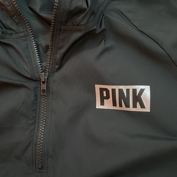 PINK windbreaker Size M/L - Picture 3 of 4
